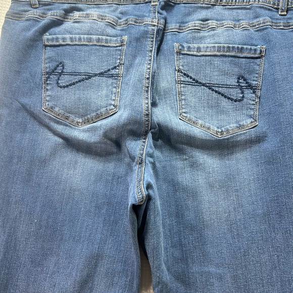 Women’s EST. 1946 Denim Classic Jeans Cut/Stitched Knees Size 20W - Picture 8 of 10